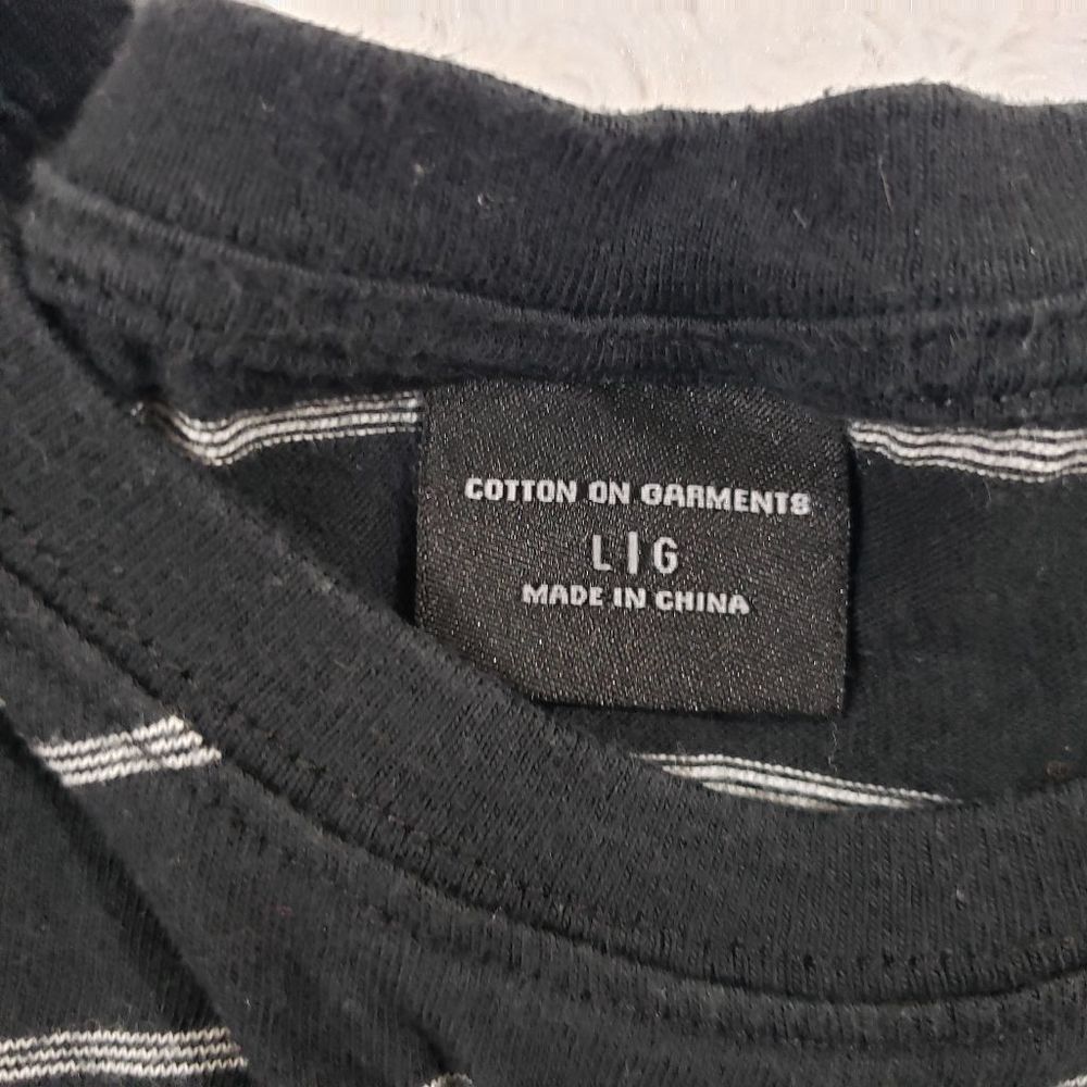 Cotton On Garments size large black and white striped long sleeve - Picture 2 of 7